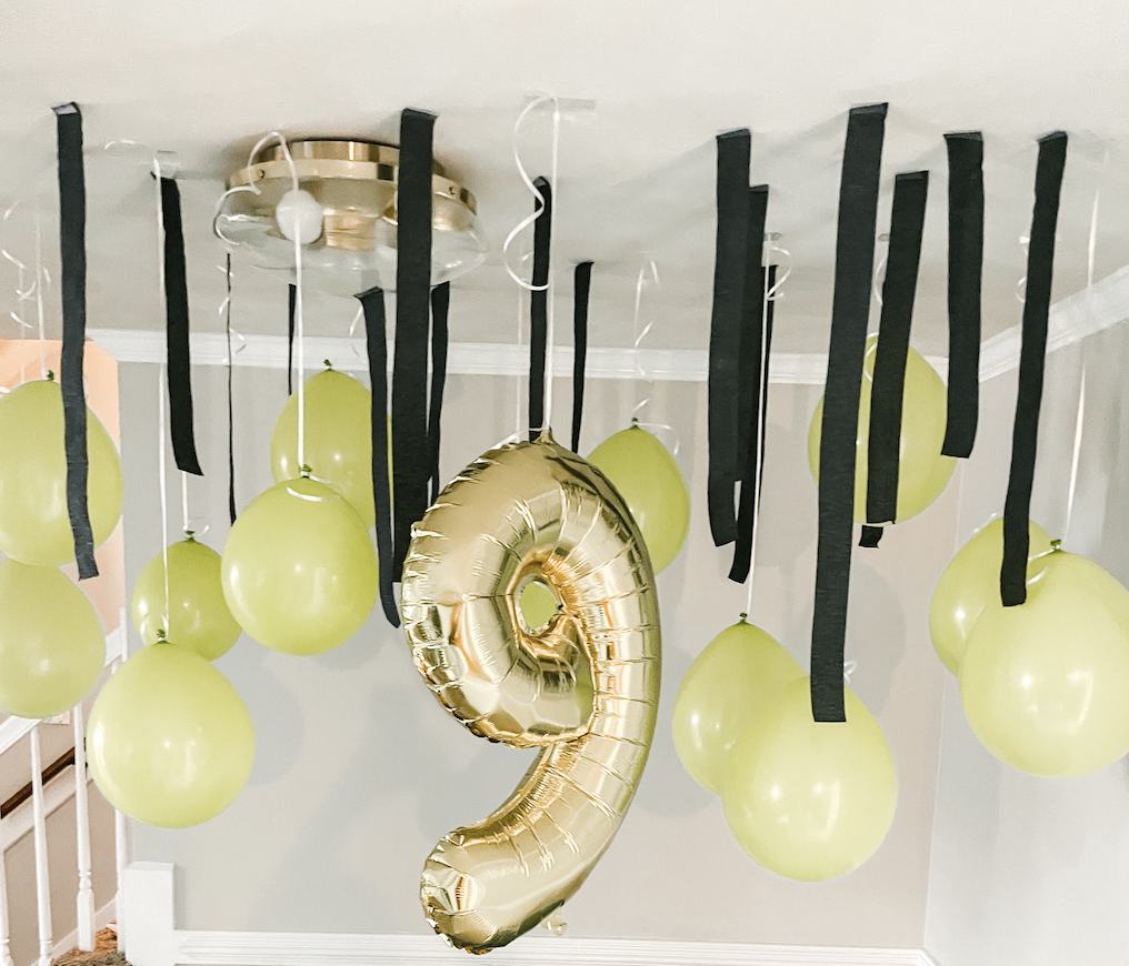 Easy Balloon Decoration At Home